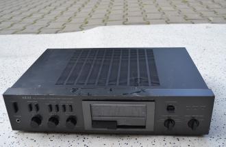 Amplificator Akai AM U 03_1
